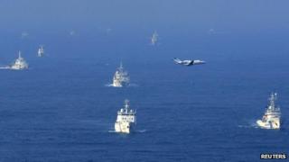 Chinese and Japanese vessels around the disputed islands in the East China Sea (18 September)