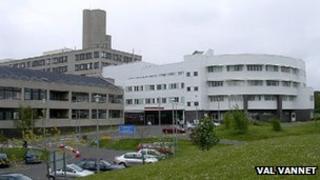 Больница Ninewells (фото любезно предоставлено Val Vannet)