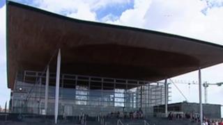 Y Senedd