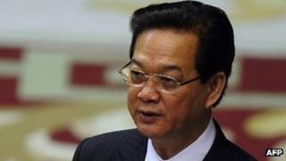 Vietnam PM Nguyen Tan Dung at parliament, 22 October 2012