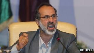 Moaz al-Khatib speaks in Doha, Qatar, 11 November 2012