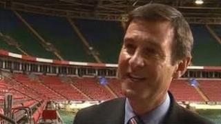 Roger Lewis