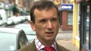 Alun Cairns AS
