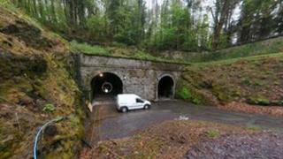 Twneli'r Faenol, Parc Busnes Menai