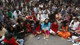 Bangladesh's main opposition Bangladesh Nationalist Party activists block a road during a protest in Dhaka, Bangladesh, 9 December 2012