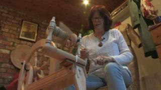Rita Longlands spinning dog hair