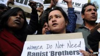 People shout slogans against guru Asharam in Delhi protest - 8 January