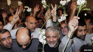 Iranian hostages celebrate their release by Syrian rebels in Damascus (9 January 2013)