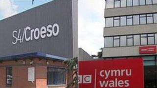 Pencadlysoedd S4C a BBC Cymru yng Nghaerdydd