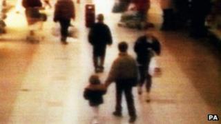 Cafodd James Bulger ei gipio a'i lofruddio gan Jon Venables a Robert Thompson