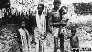 Жертвы индийского голода в 1943 году