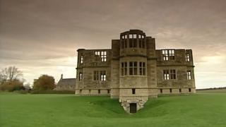 Lyveden New Bield
