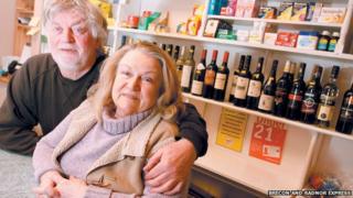 Glyn a Joan Bailey