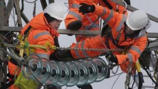 SSE workers repairing pylons in Kintyre