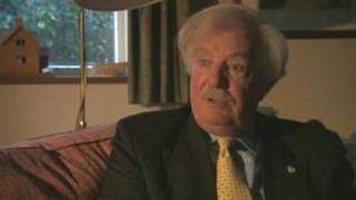 Roger Thayne