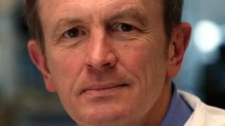 Yr Athro Paul Morgan