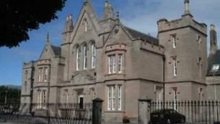 Cùirt an t-Siorraidh, Inbhir Pheofharain
