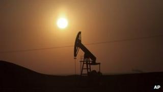 An oilfield under the control of Kurdish militias near Deriq, a town in a mainly Kurdish area of Syria near the border with Iraq (March 2013)
