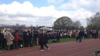 Crowds building in Barnes ahead of anti-expansion rally