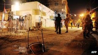Scene of blast outside MQM office, Karachi, Pakistan (4 May 2013)