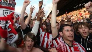 Brentford fans