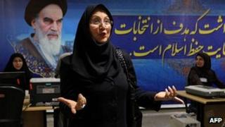 Mehan Javid registers her candidacy for the presidential election at the interior ministry in Tehran. 9 May 2013