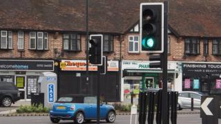 Dove at Cuckoo Corner roundabout