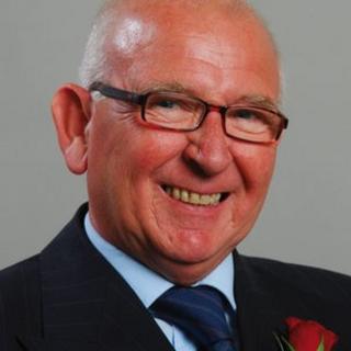 Prof Joe Hendry