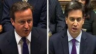 David Cameron ac Ed Miliband