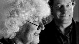Jan Morris a'i mab Twm Morys