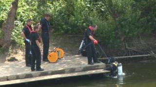 Search teams in the River Severn