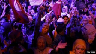Protesters in Tunis (3 August 2013)