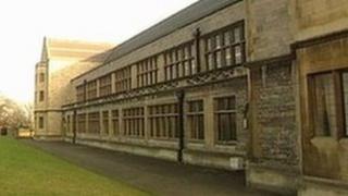 Ysgol Howell's