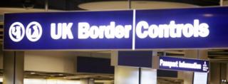 Пограничный контроль Великобритании в аэропорту