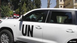 UN vehicle carrying chemical weapons experts in Damascus
