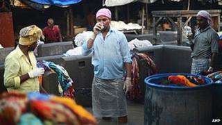 People drinking chai in Mumbai