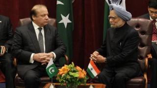 Indian Prime Minister Manmohan Singh (R) meets with his Pakistani counterpart Nawaz Sharif on the sidelines of the 68th Session of the United Nations General Assembly on Sunday