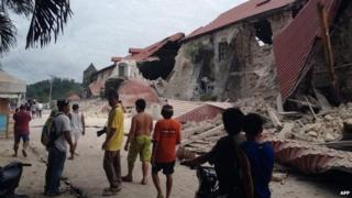 Damaged church in Bohol, Philippines (15 Oct 2013)