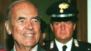 1996 file photo of Erich Priebke at a court in Rome