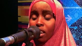 Somali pop idol offers escape to the youth - BBC News