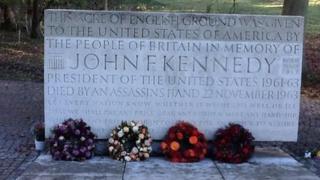 Kennedy Memorial Trust stone with wreaths