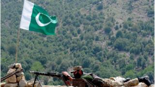 Media hope new Pakistan army chief will be more "pragmatic" towards India