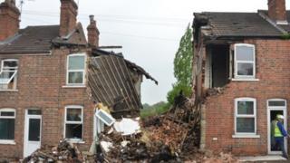 newark caused explosion wright street inquest hears death diy work collapse rourkes caption