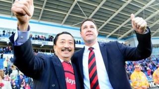 Mackay a Tan
