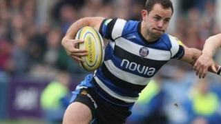 Micky Young o Gaerfaddon