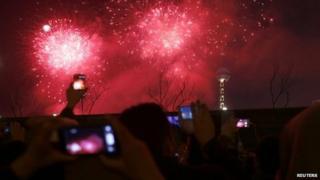 Papers say festive fireworks worsen pollution in Chinese cities