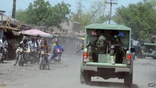 Army patrolling the town of Maiduguri in Borno state (30 April 2013)