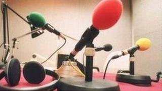 Meicroffonau radio