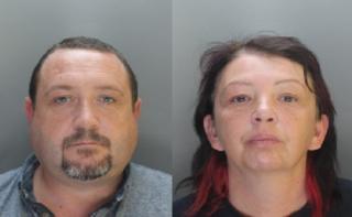 Anthony Smith a Tracy Jones