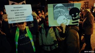 Акция протеста против Джоббика в Эстергоме (14 февраля 2014 г.)